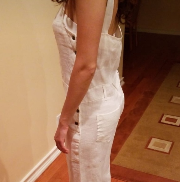Light White Linen Jumpsuit - Picture 7 of 8